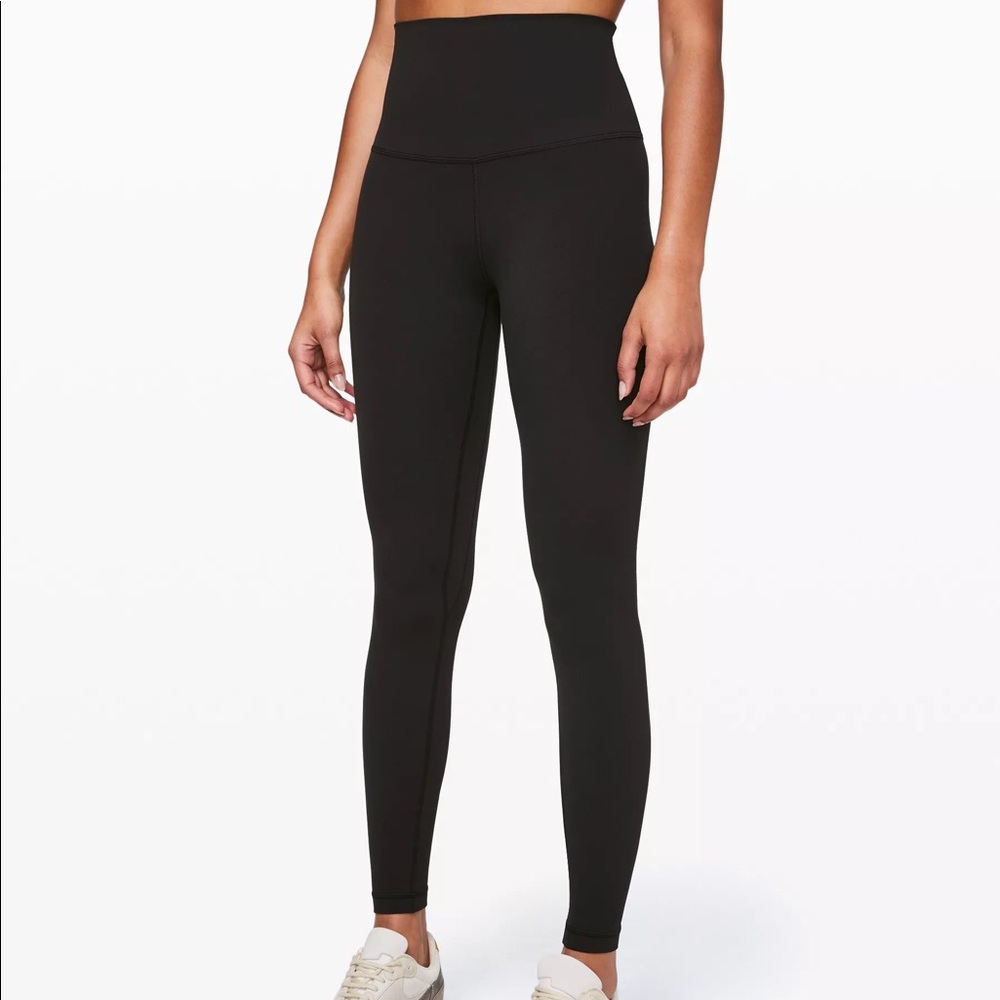 NWOT Lululemon Align laser cut leggings size 4